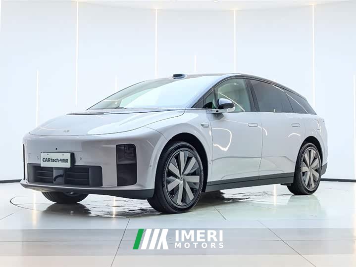 Li Auto Ideal i6 four-wheel drive standard version