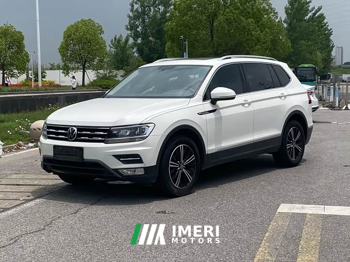 Volkswagen Tiguan L 280TSI automatic two-wheel drive smart version