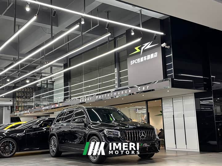 Mercedes-Benz GLB AMG GLB 35 4MATIC