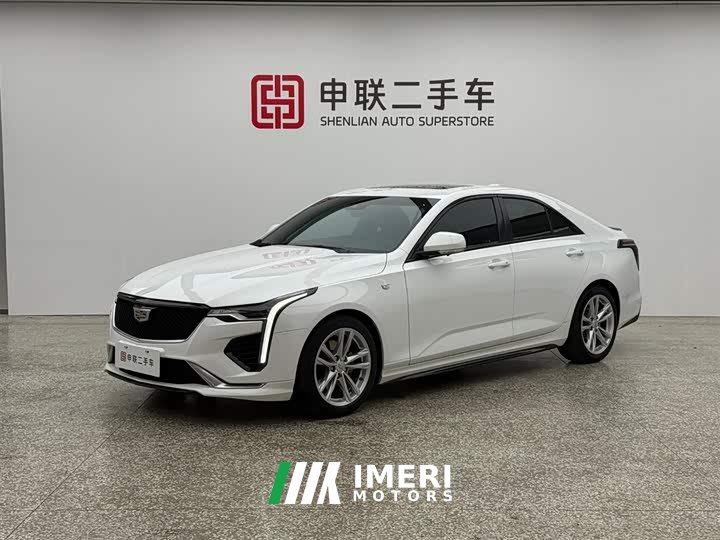 Cadillac CT4 2022 28T Fashion