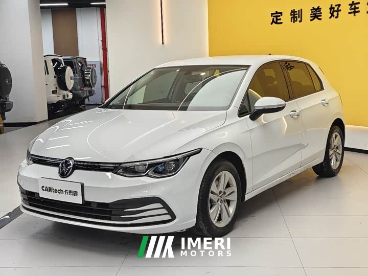 Volkswagen Golf 200TSI DSG Pro