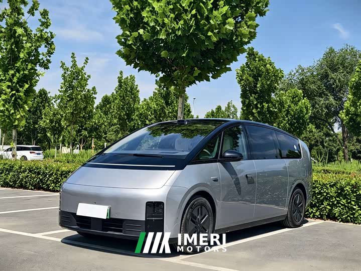 Li Auto Ideal MEGA 2025 Home Family Special Edition