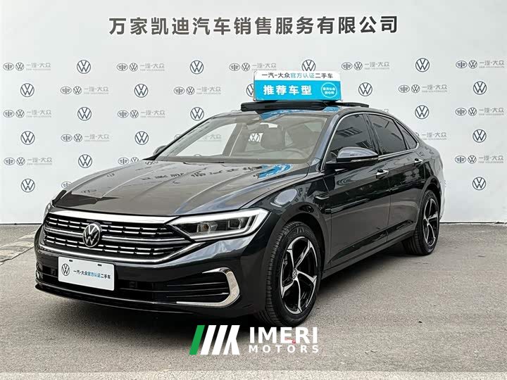 Volkswagen Sagitar 300TSI DSG Beyond Edition