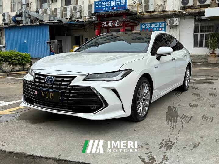 BYD Asia Dragon Shuangqing 2.5L XLE Premium Edition