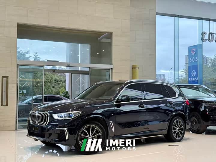 BMW X5 xDrive 30Li Exclusive M Sports Package