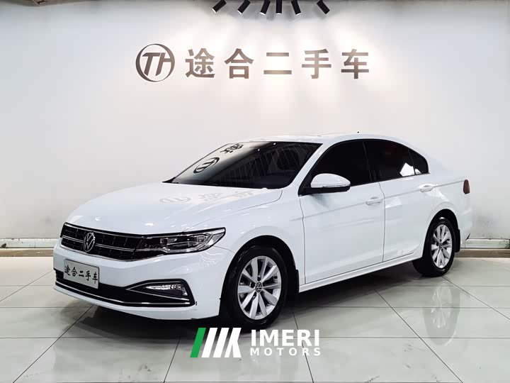 Volkswagen Bora 1.5L automatic comfort intelligent connected version