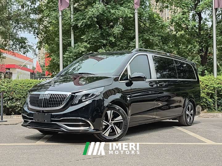 Mercedes-Benz Vito 2.0T business version 7 seats