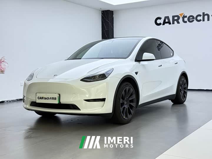 Tesla Model Y rear-wheel drive version