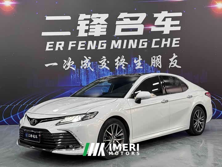 Toyota Camry 2021 2.5G Deluxe Edition