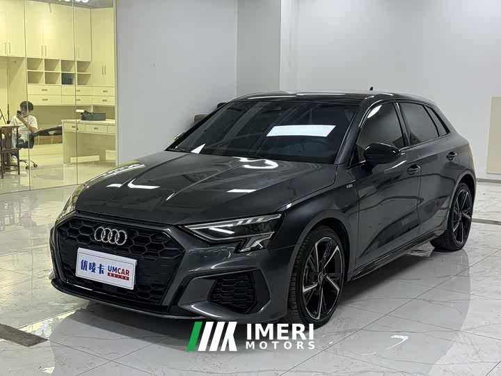 Audi A3 2022 Sportback 35 TFSI stylish and sporty