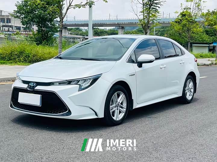 Toyota Levin Hybrid 1.8H E-CVT Deluxe Edition