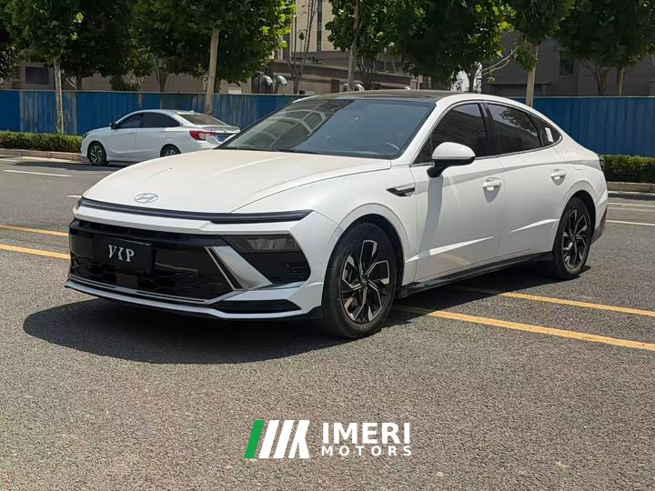Lynk & Co Sonata 1.5T Pro