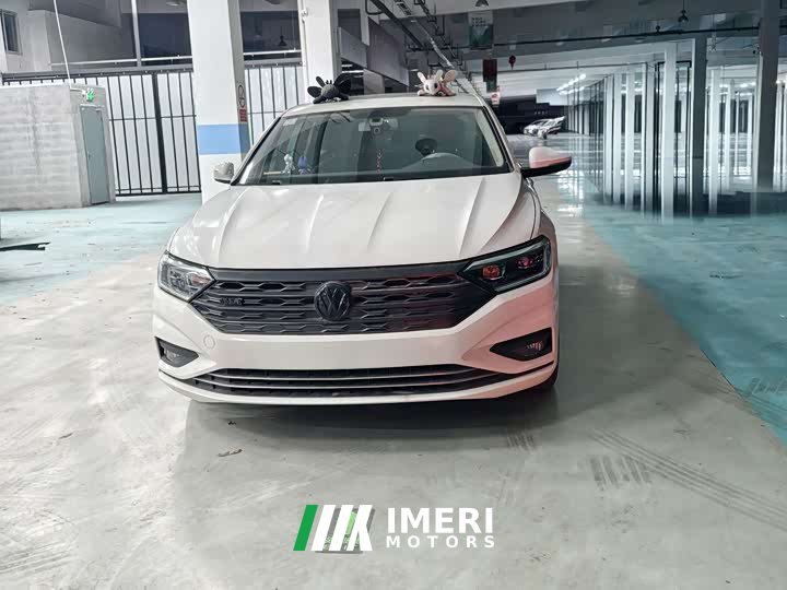 Volkswagen Sagitar 200TSI DSG Comfort Intelligent Edition