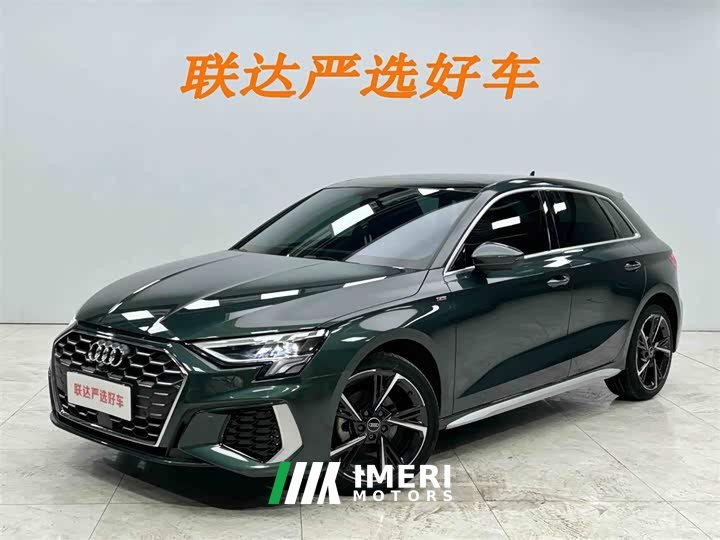 Audi A3 2022 Sportback 35 TFSI stylish and sporty
