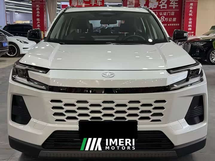 Lynk & Co Wilanda 2.0L Intelligent Electric Hybrid Dual Engine PRO