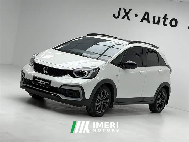 Lynk & Co LIFE 1.5L CVT CRO-S Fun Edition