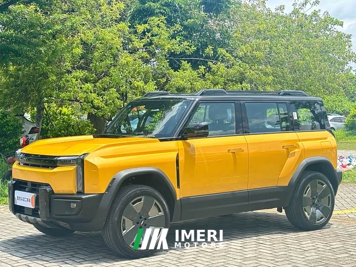 Chery Fengyun X3L 205 four-wheel drive high-energy version