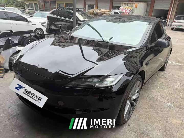 Tesla Model 3 rear-wheel drive version