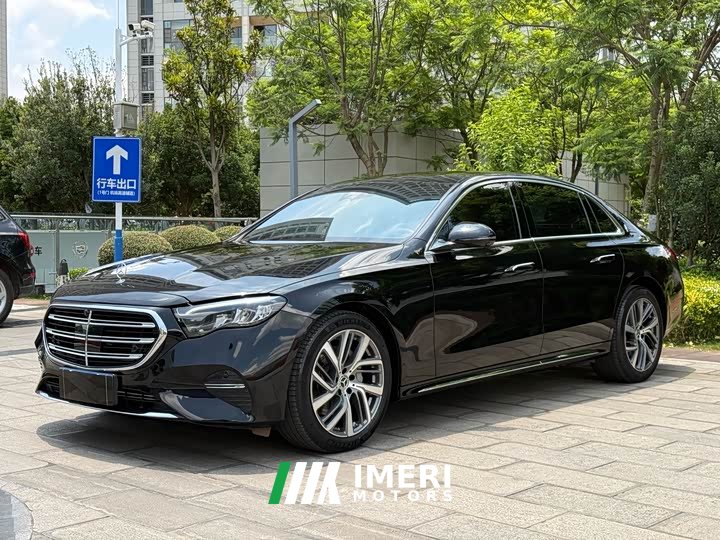 Mercedes-Benz E-Class 2024 E 300 L Fashion