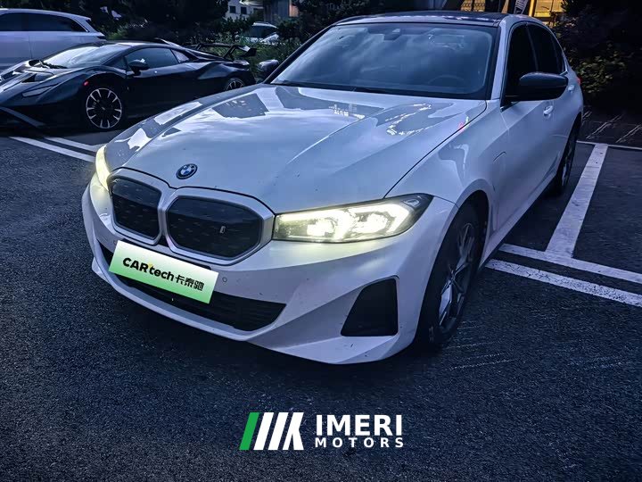 BMW i3 eDrive 35 L