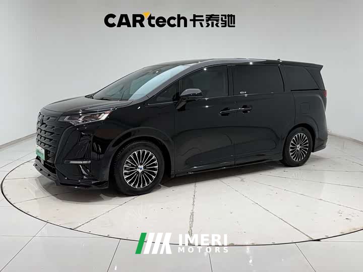 Denza D9 DM-i 980 four-wheel drive premium