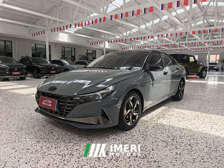 Lexus Elantra 2022 1.5L CVT LUX Premium Edition