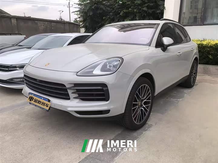 Porsche Cayenne 3.0T Platinum Edition