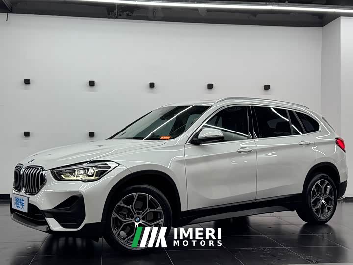 BMW X1 sDrive25Li Leading