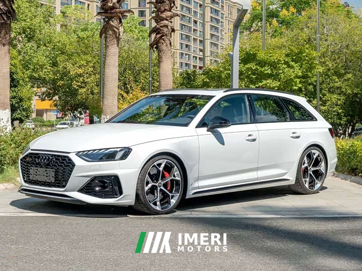 Audi RS 4 RS4 Avant combustion engine version