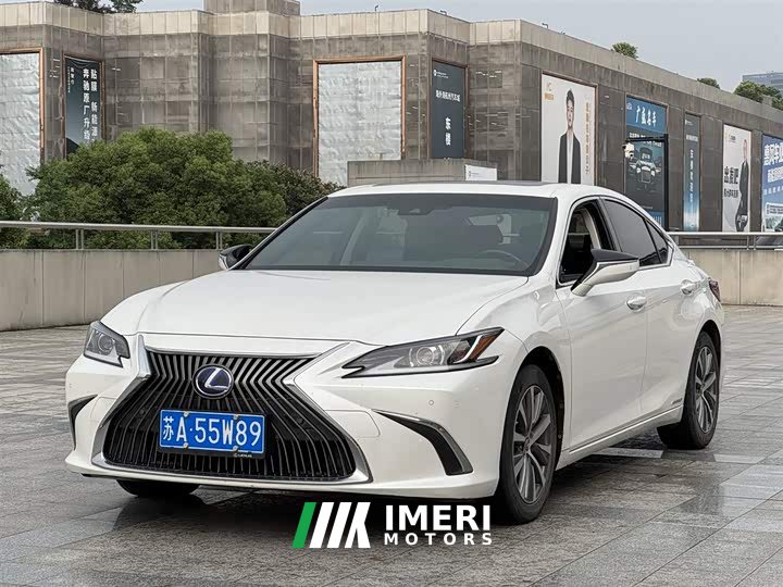 Lexus ES 2020 300h Excellence Edition