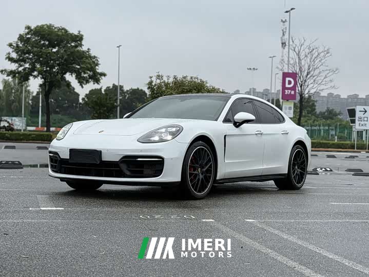 Porsche Panamera 2.9T