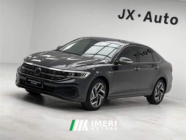 Volkswagen Sagitar 2023 280TSI DSG surpasses Lite version