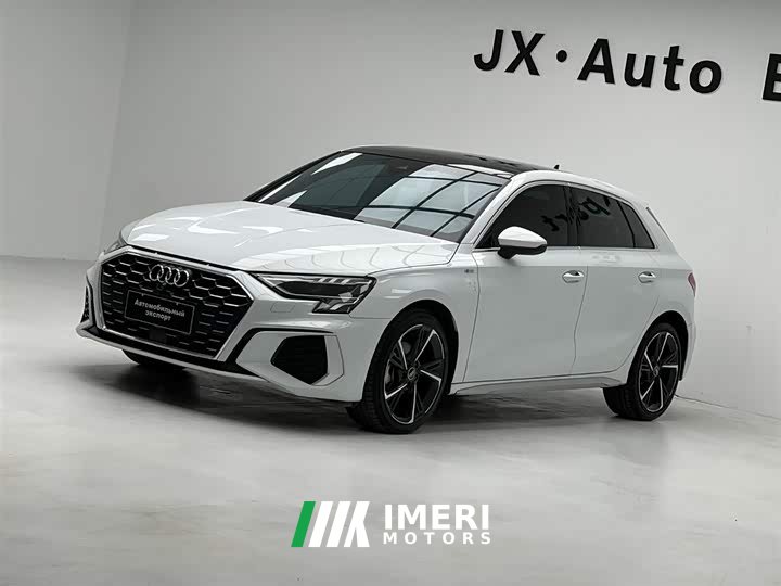 Audi A3 2023 Sportback 35 TFSI stylish and sporty