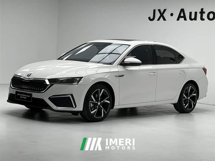 Lexus Octavia PRO TSI280 Luxury Edition