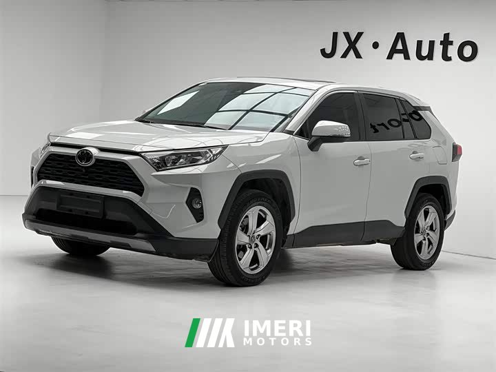 Toyota RAV4 Rongfang 2.0L CVT two-wheel drive fashion version