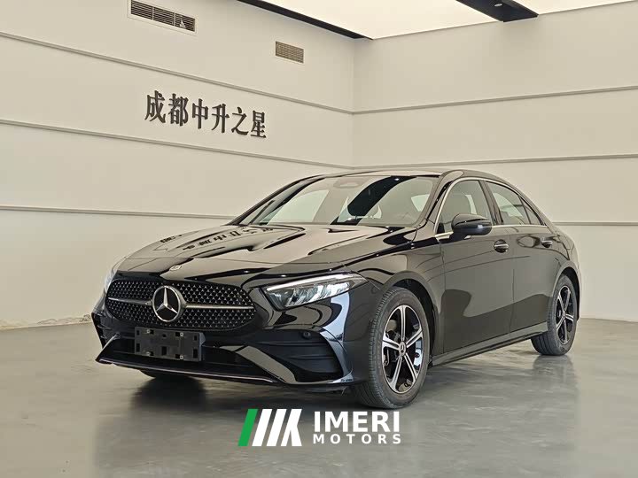Mercedes-Benz A-Class 2023 A 200 L Fashion