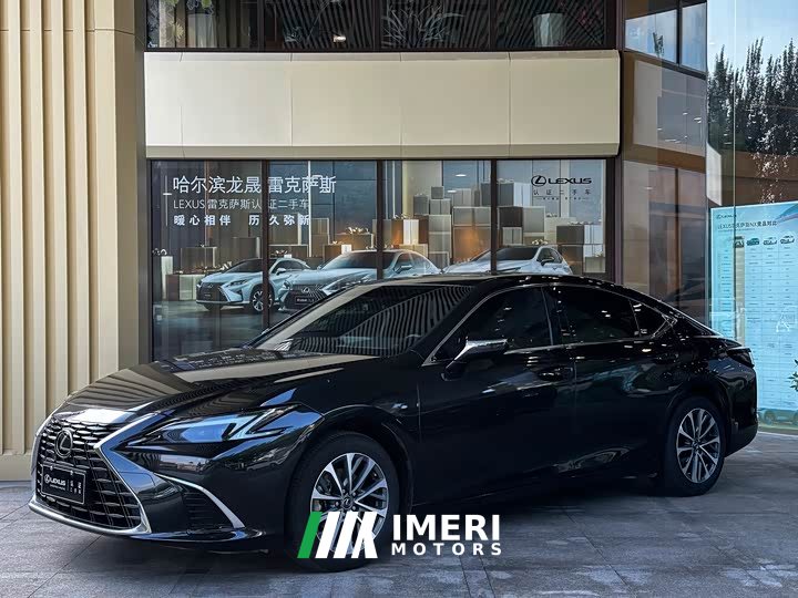 Lexus ES 200 Premium Edition
