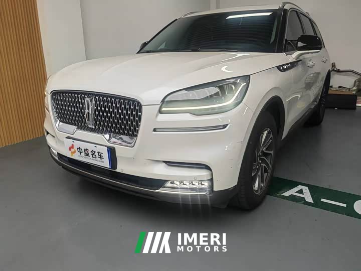 Lynk & Co Pilot 3.0T V6 four-wheel drive premium version