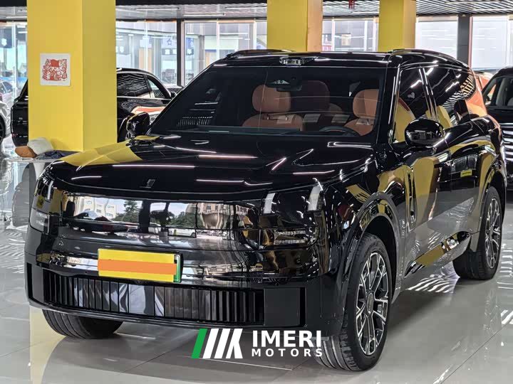 Lynk & Co 900 1.5T Ultra 6-seater
