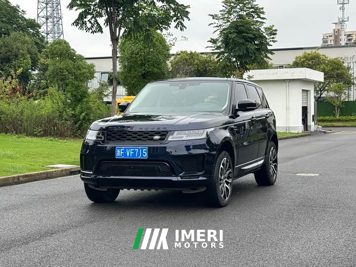 Land Rover Range Rover Sport 3.0 L6 Black Edition