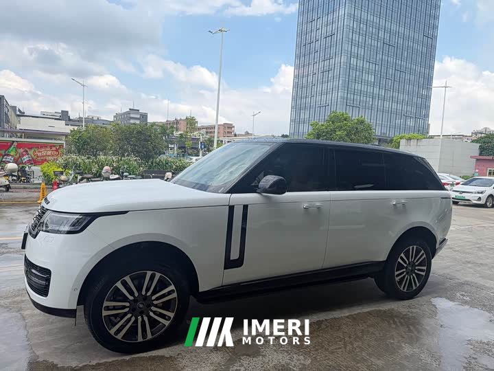 Land Rover Range Rover Year Facelift 3.0 L6 400PS HSE Long Wheelbase