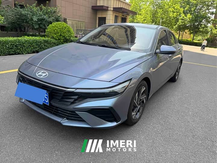 Lexus Elantra 1.5L CVT LUX