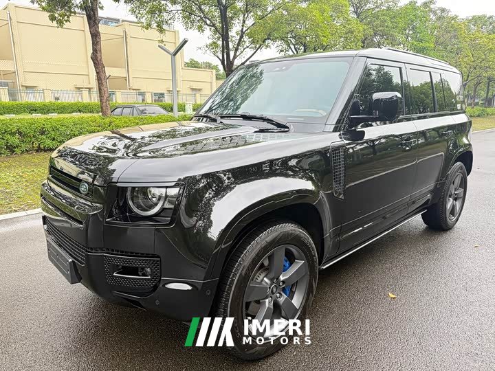 Land Rover Defender 110 3.0T P400 X-DYNAMIC HSE