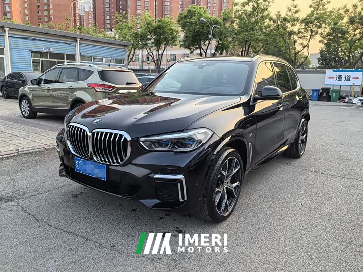 BMW X5 facelift xDrive 40Li M sports package