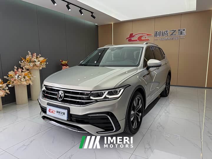 Volkswagen Tiguan L 330TSI automatic two-wheel drive R-Line flagship version