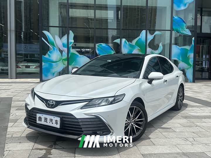 Toyota Camry 2.5G Deluxe Edition