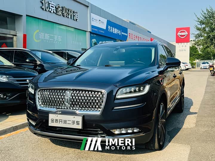Lincoln Voyager 2.7T four-wheel drive premium version