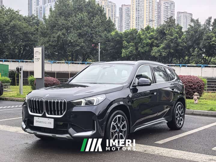 BMW X1 sDrive25Li X Design Package
