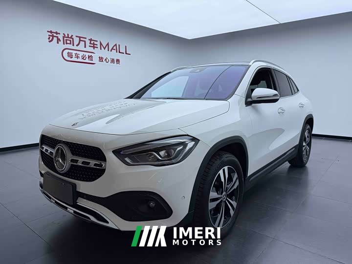 Mercedes-Benz GLA 220