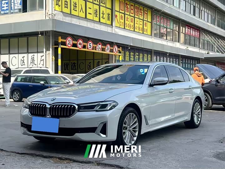 BMW 5 Series 2022 525Li Luxury Package